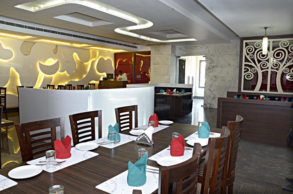 Hotel Crimson Palace Agra  Eksteriør bilde